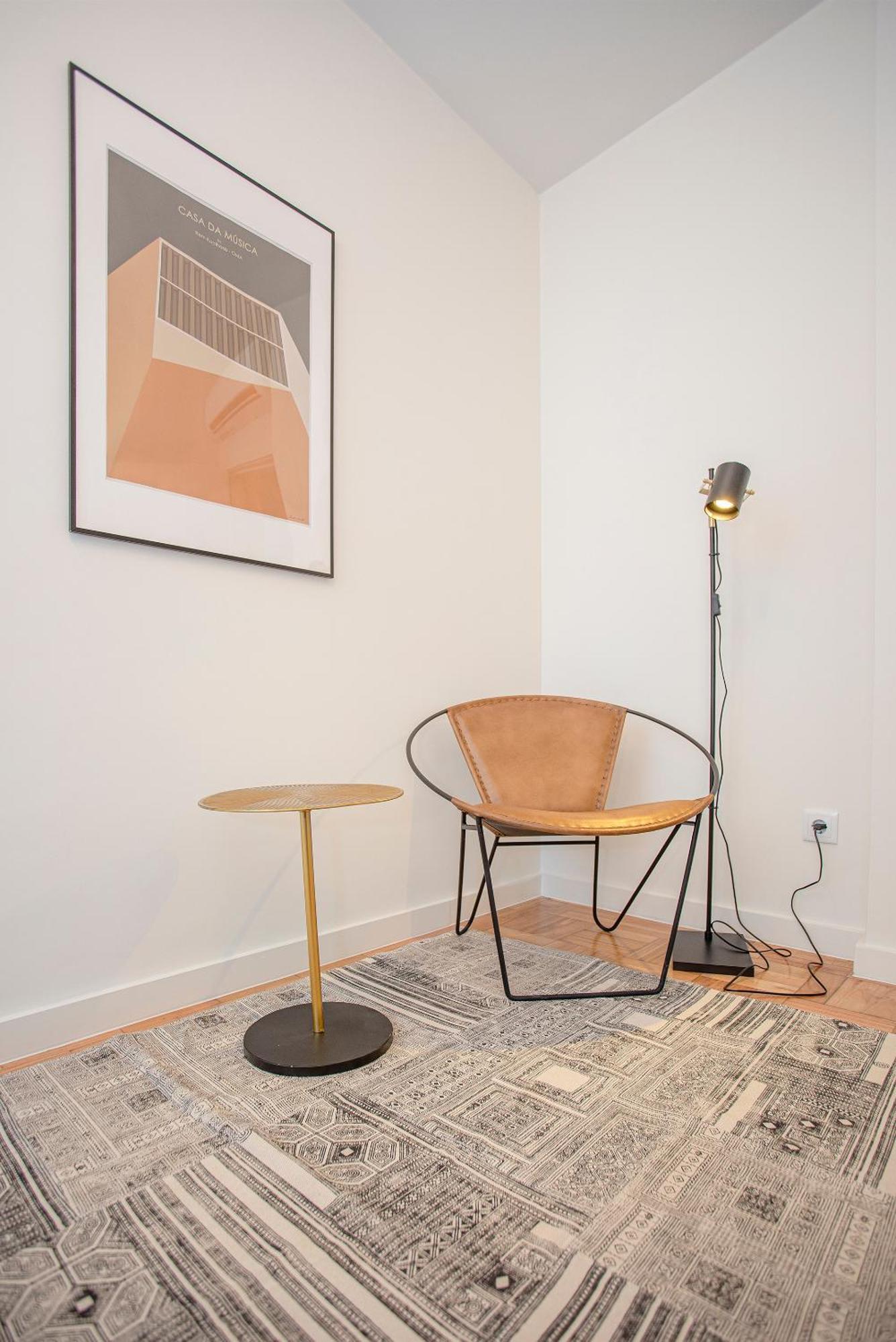 Liiiving In - Design Bright House * Oporto